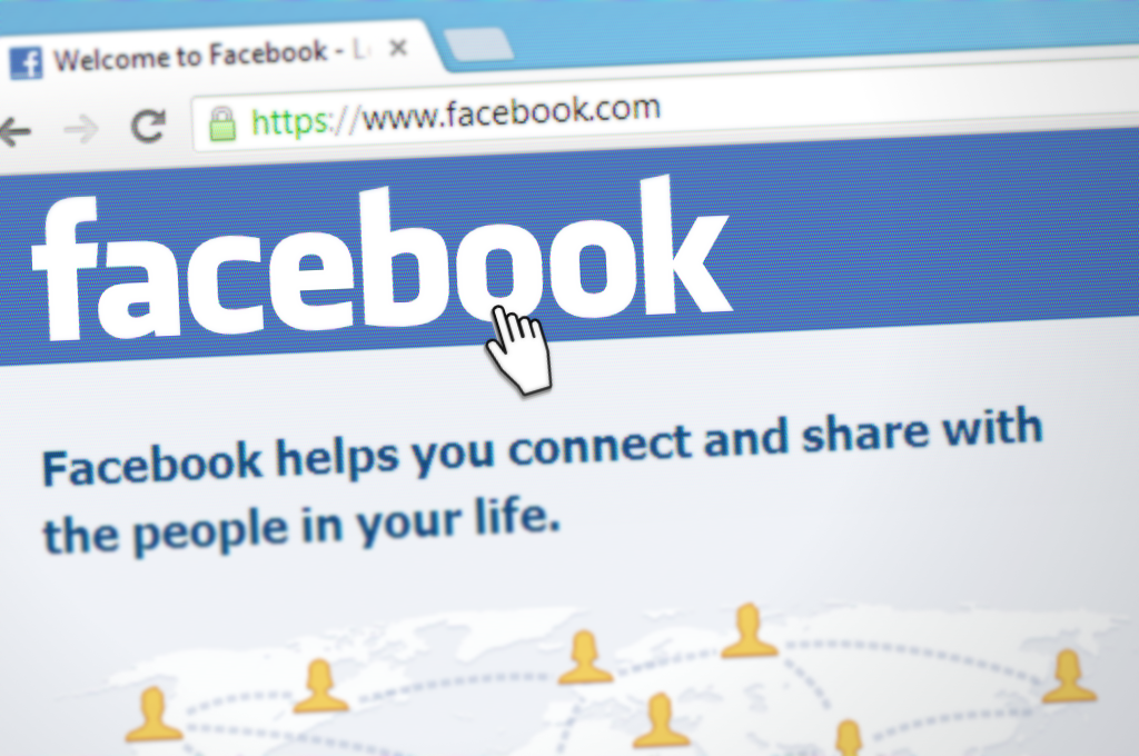 Cara mengetahui siapa yang sering intip profil FB kita